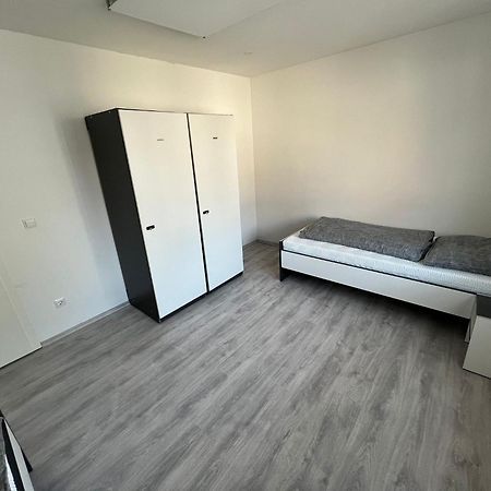 Wohnungen Fuer Montuere Studenten Reisende Bielefeld Luaran gambar